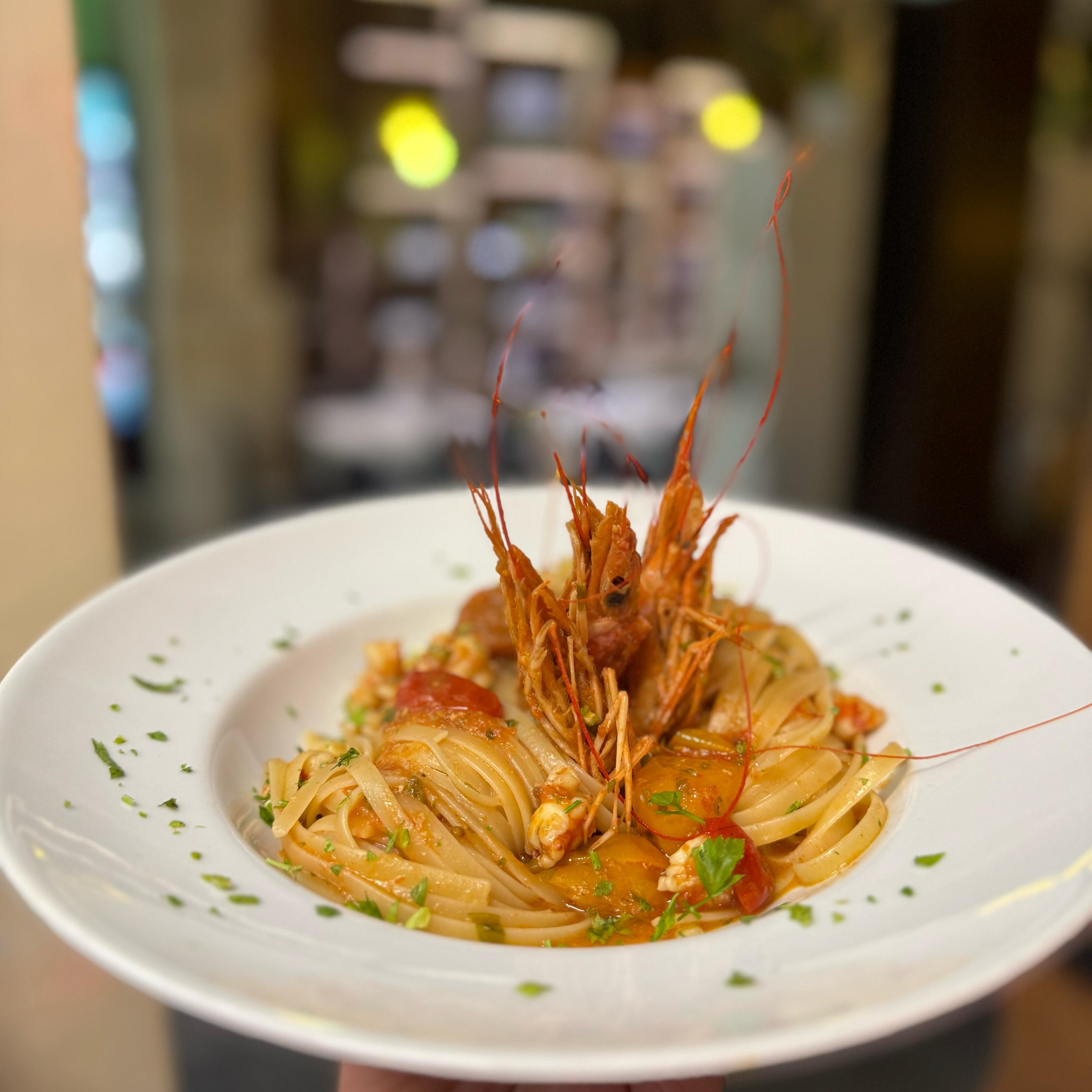 Linguine al pesto e gamberi